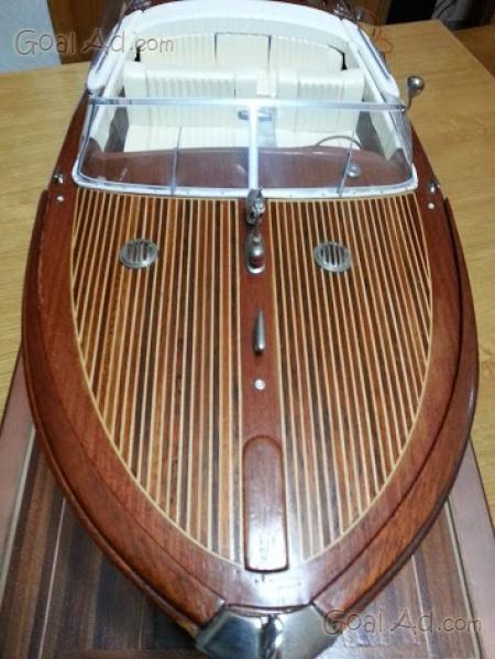 Modellismo navale modello caravella maria finemente cerca ... Vetrinetta espositiva per modellismo in scala