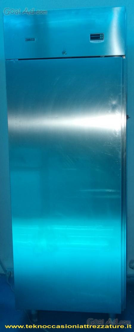 Ultratec EVFR529 Congelatore a Posizionamento Libero Classe Energetica A+ 30 Litri
